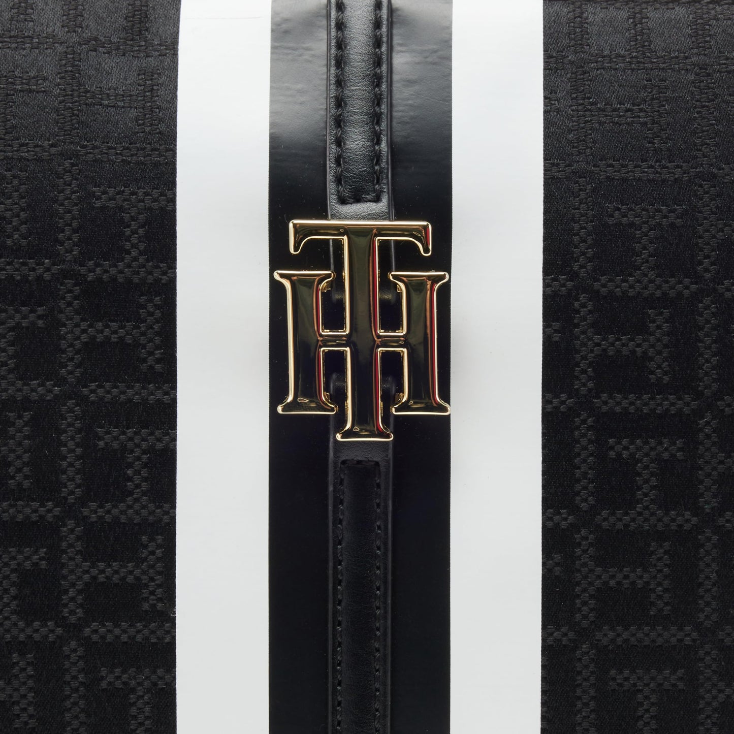 Tommy Hilfiger Women's Jaden Plus Crossbody